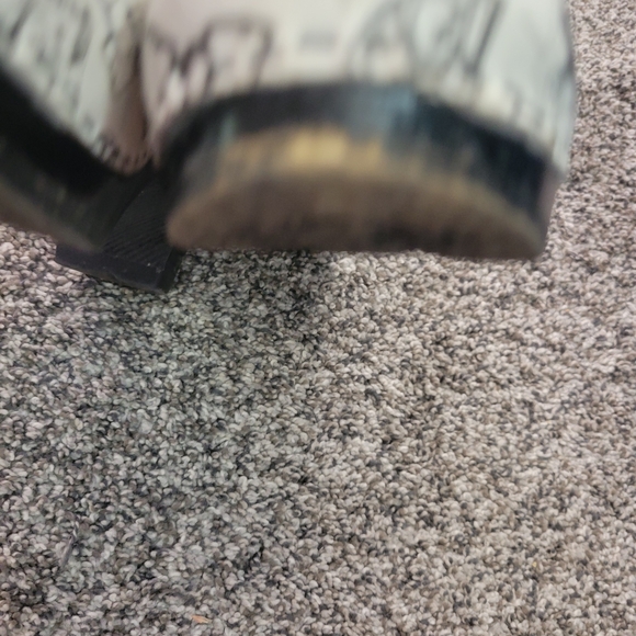 RARE DISCONTINUED HARD TO FIND Sven Comic Book Clogs 39 - Picture 8 of 14